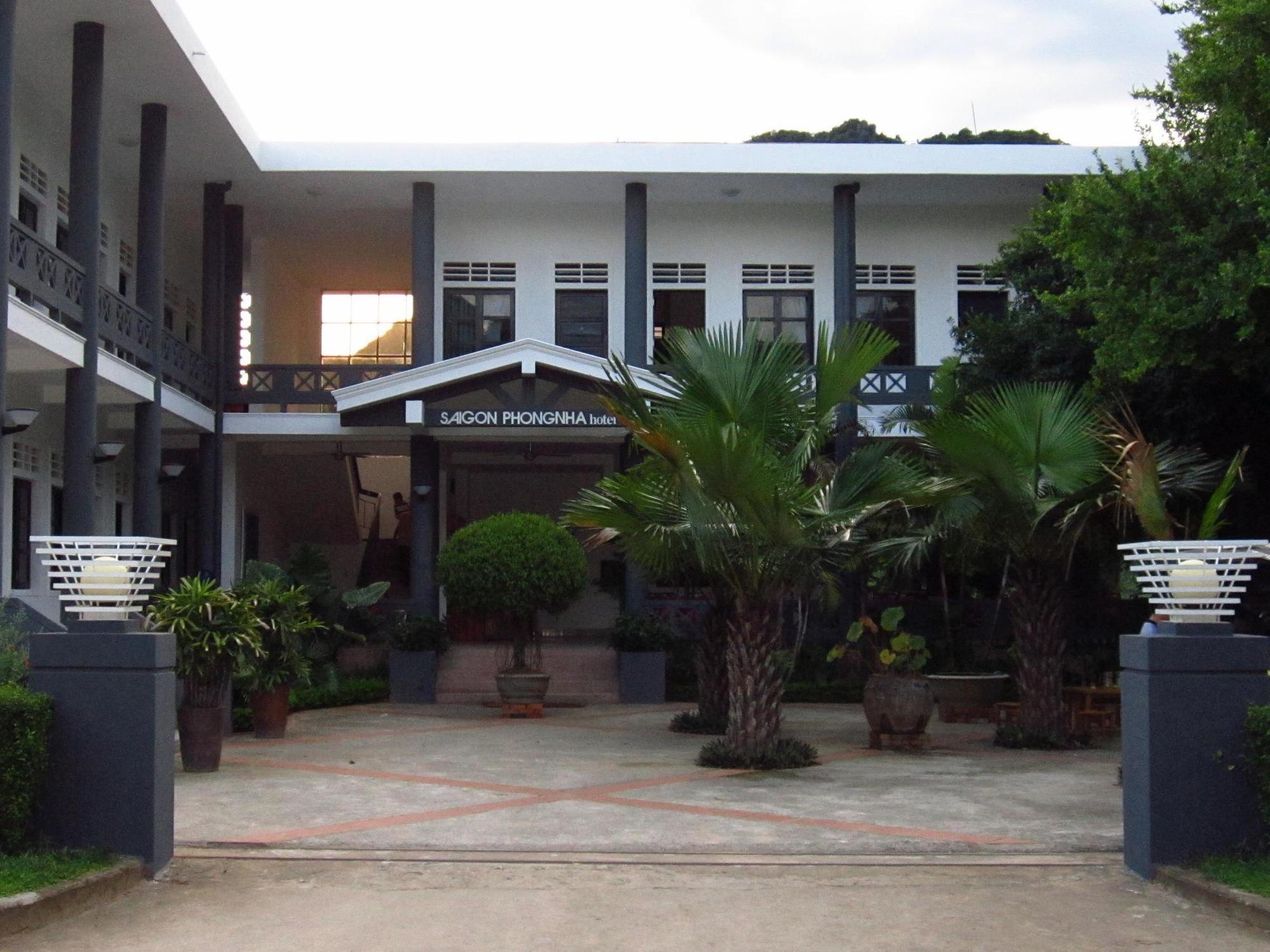 Sai Gon Phong Nha Hotel Dong Hoi Exterior photo